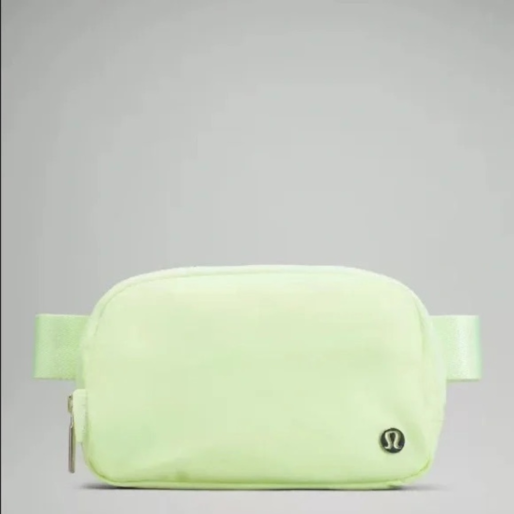 Lululemon Faded Zap Belt Bag